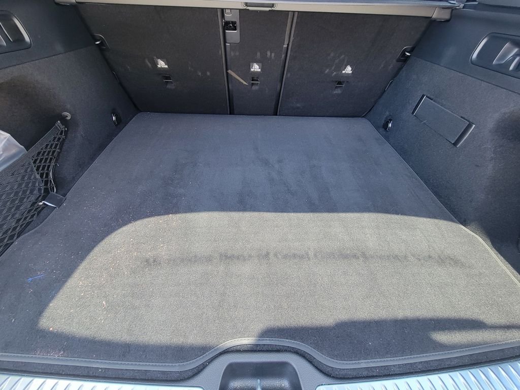 Certified Used 2026 Gray Mercedes-Benz GLC 300 image 9