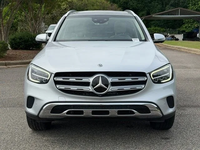 Used 2020 Silver Mercedes-Benz 4MATIC® image 33