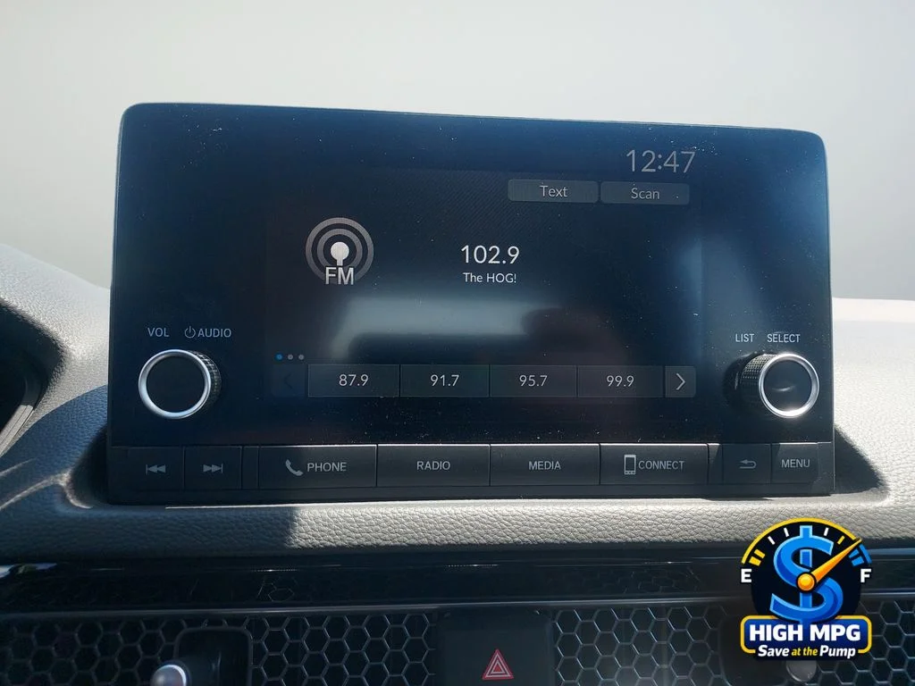 Used 2023  Honda LX image 13