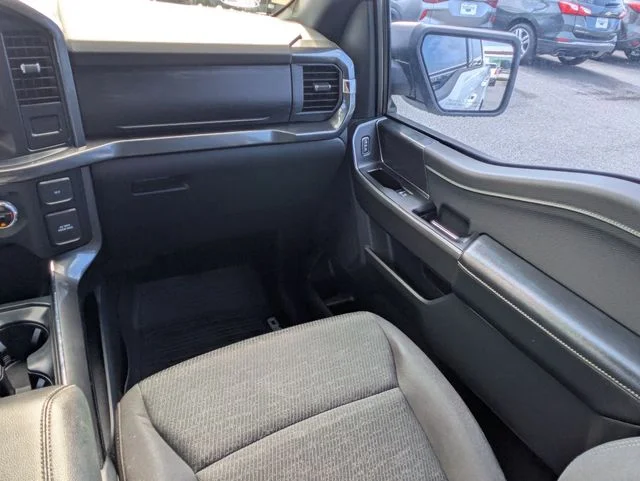 Certified Used 2023 Oxford White Ford XLT image 17