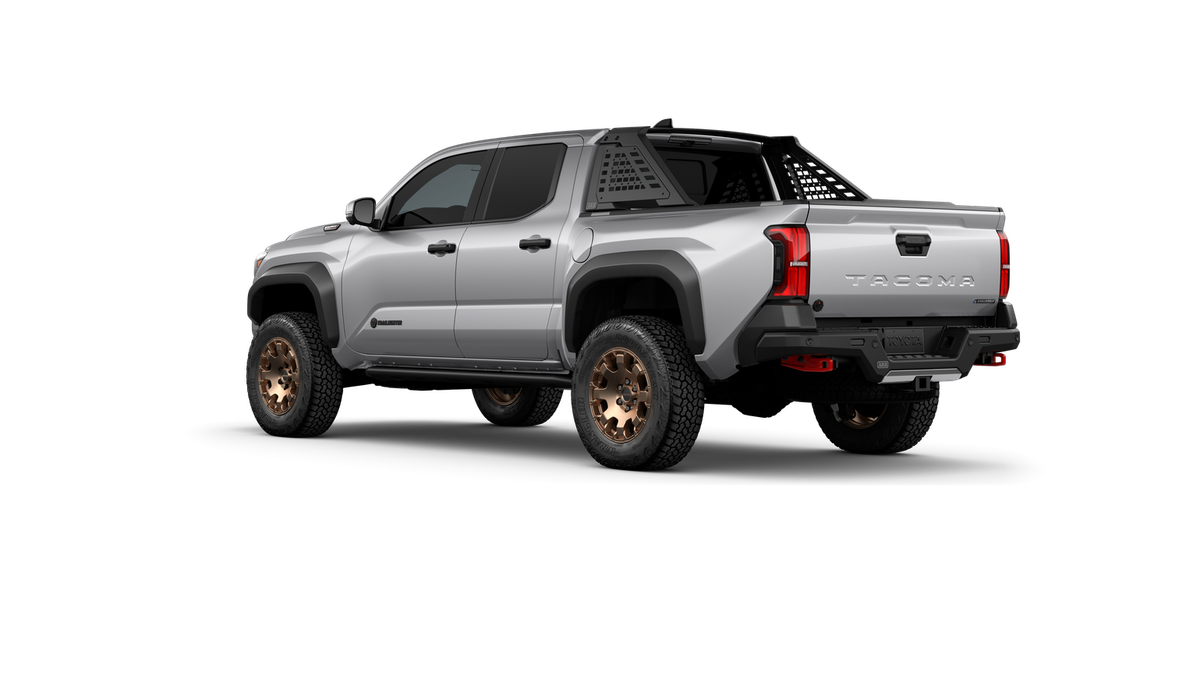 New 2026 Celestial Silver Metallic Toyota Trailhunter image 28