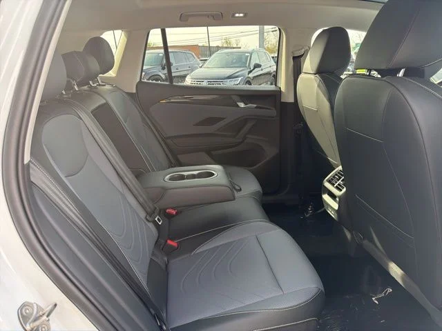 New 2026 Pure White Volkswagen 2.0T SE image 28