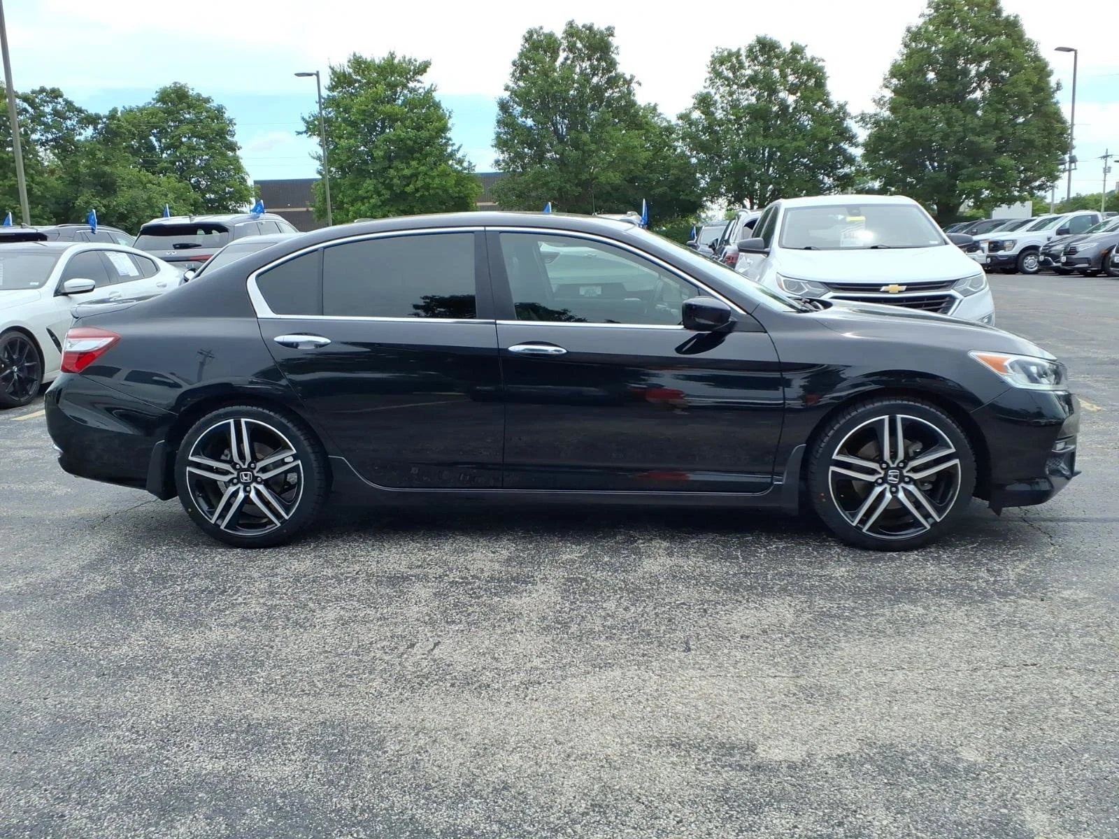 Used 2016 Black Honda Sport image 28
