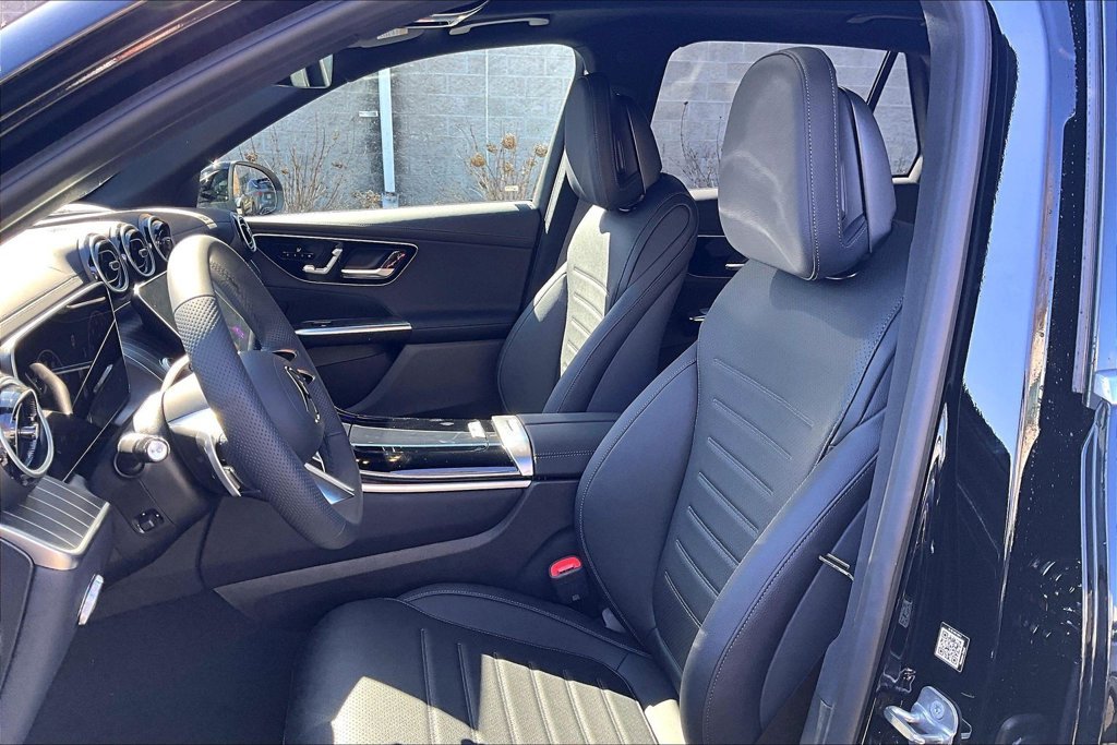 New 2026 Black Mercedes-Benz GLC 300 image 9