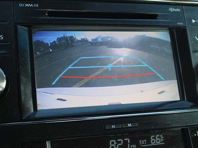Used 2017 Blizzard Pearl Toyota XLE image 11