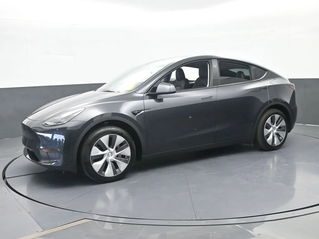 Used 2024 Gray Tesla Standard Range image 2
