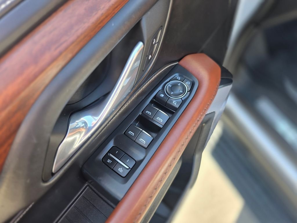 2023 GMC Yukon XL Denali Ultimate - Photo 24