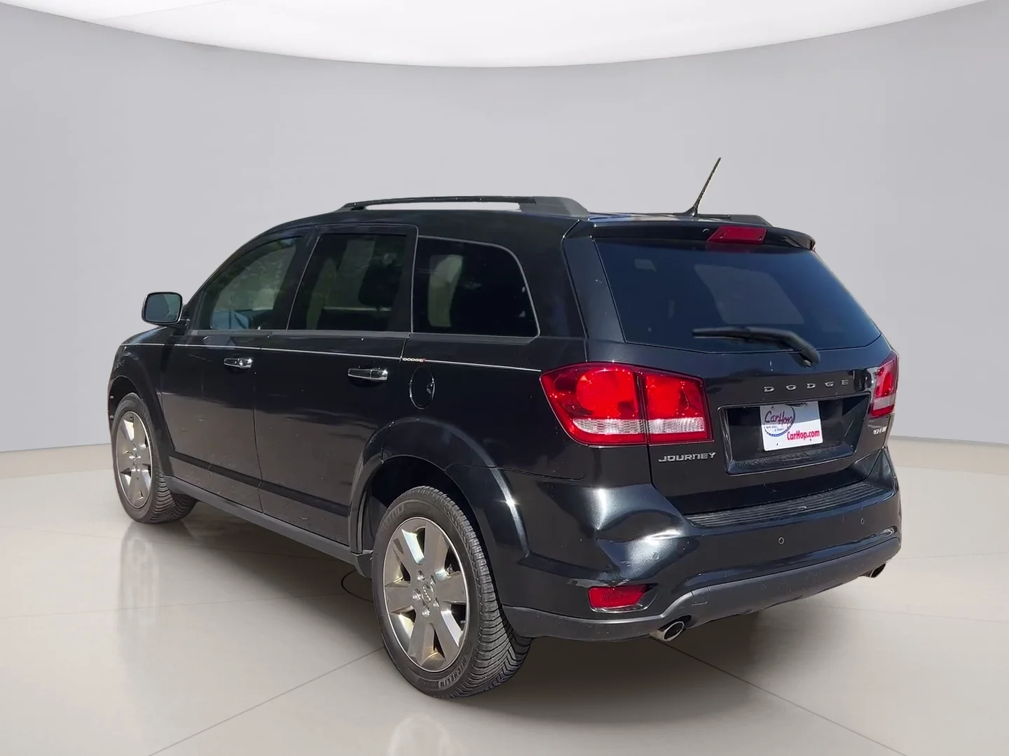 Used 2013 Black Dodge CREW image 3