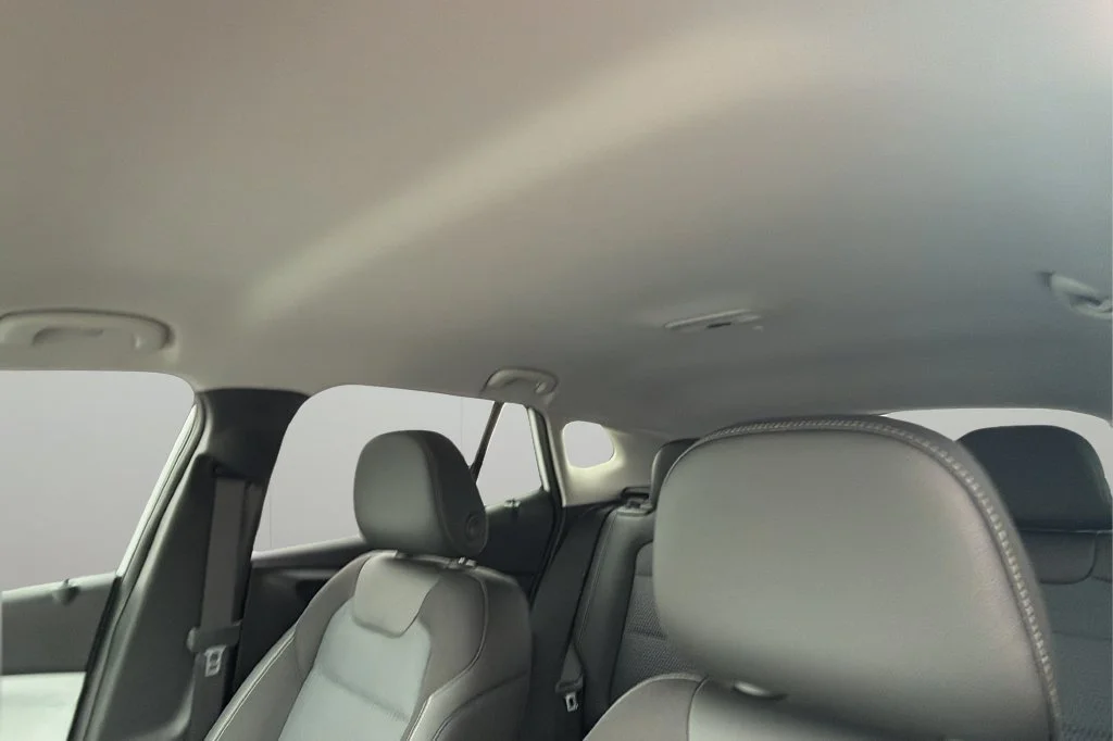 New 2026 Summit White Chevrolet LT image 32