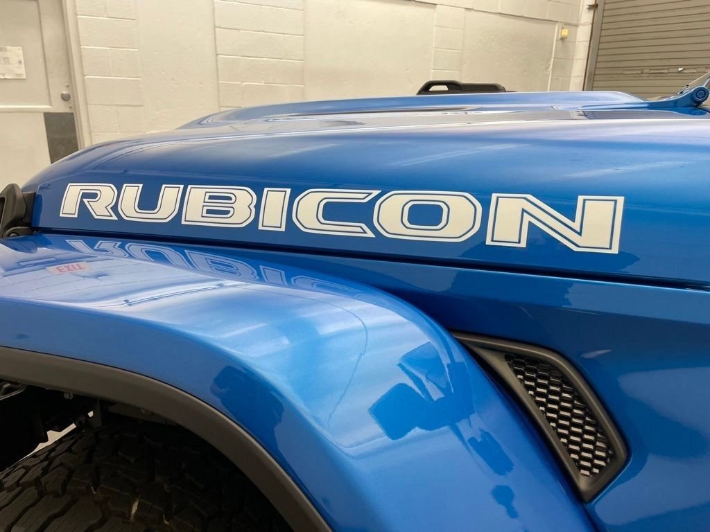 New 2026 Hydro Blue Pearl-Coat Exterior Paint Jeep Rubicon image 9