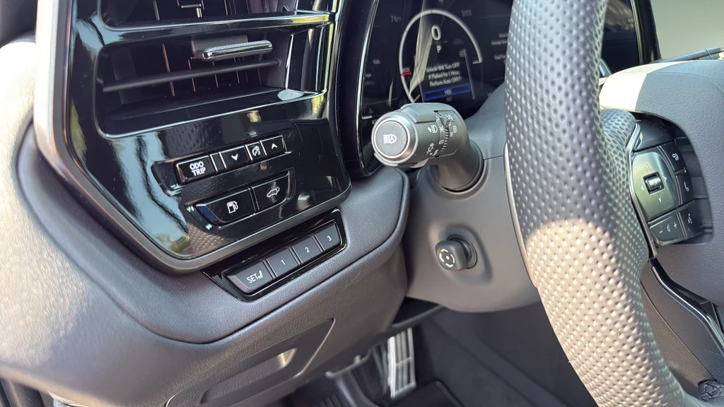 Used 2026  Lexus 500h F SPORT Performance Premium image 28