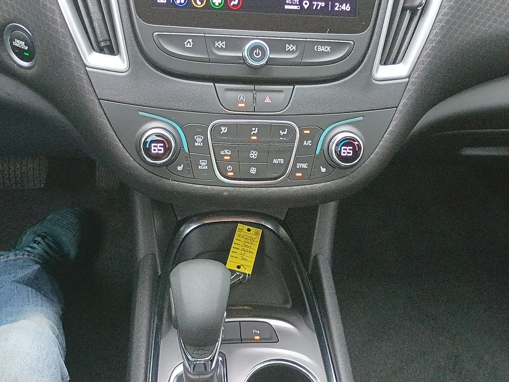 Used 2025 Mineral Gray Metallic Chevrolet LT image 19