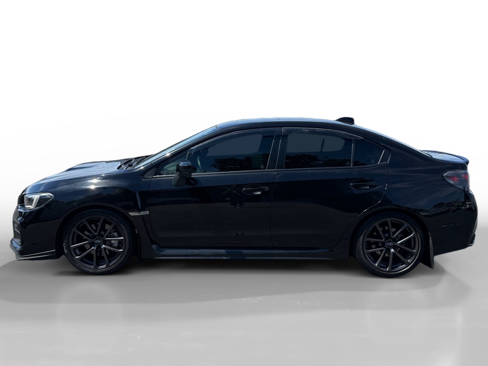 Used 2019 Crystal Black Silica Subaru Premium image 2