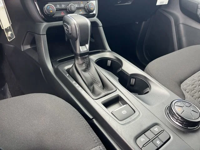 New 2026 Carbonized Gray Metallic Ford XLT image 21