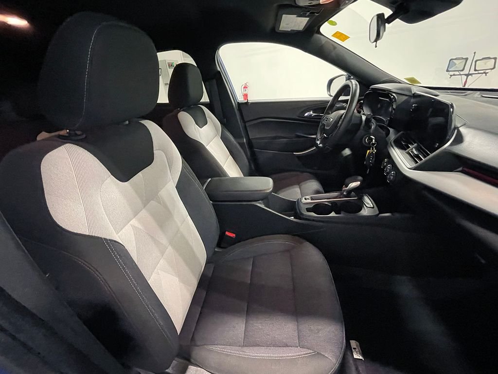 Used 2024 Blue Chevrolet 1RS image 24