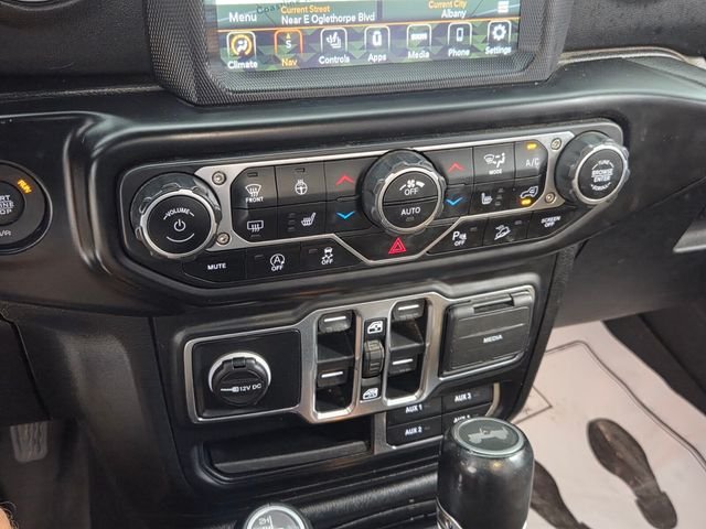 Used 2020 Black Jeep Unlimited Sahara image 21