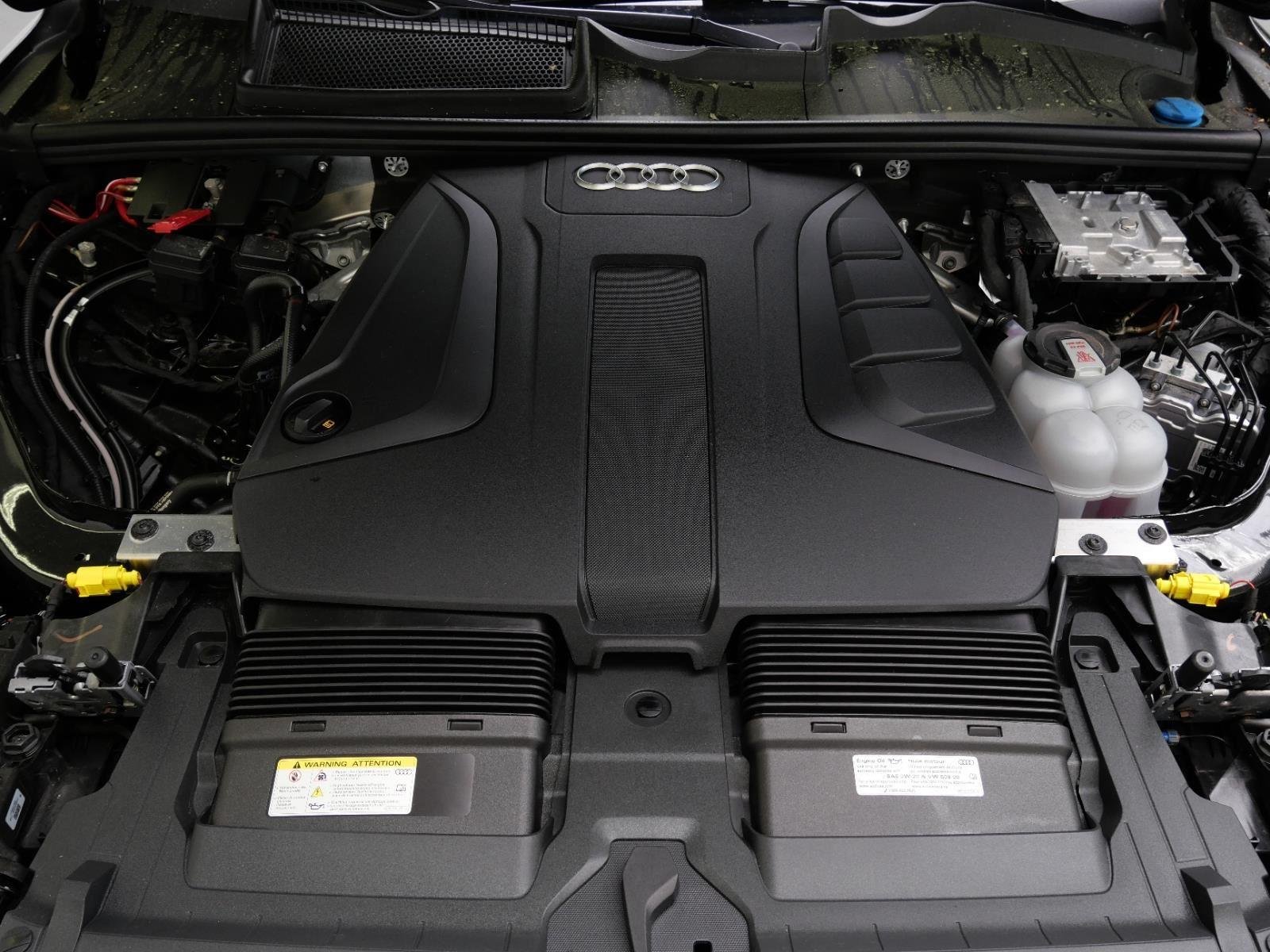 Used 2025 Mythos Black Metallic Audi Premium image 21