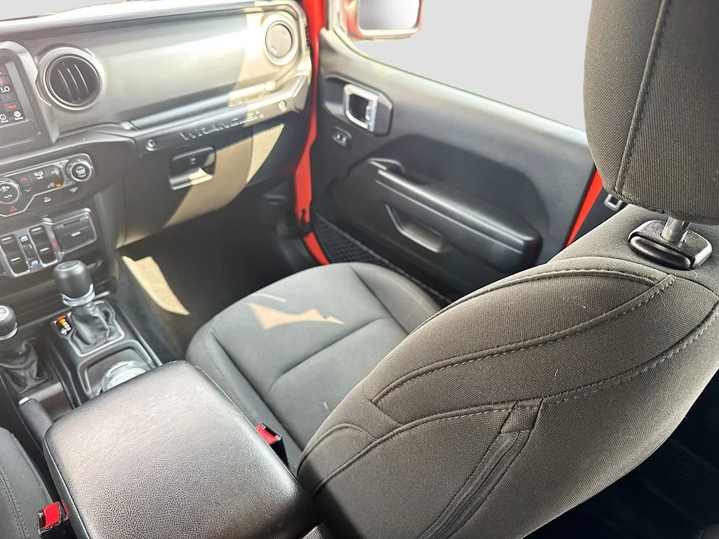 Used 2023  Jeep Willys 4xe image 25