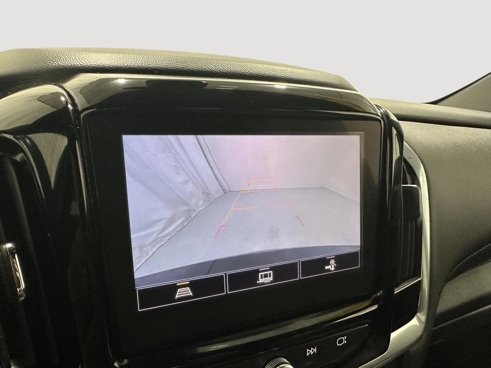 Used 2022 Mosaic Black Metallic Chevrolet LT Cloth image 12