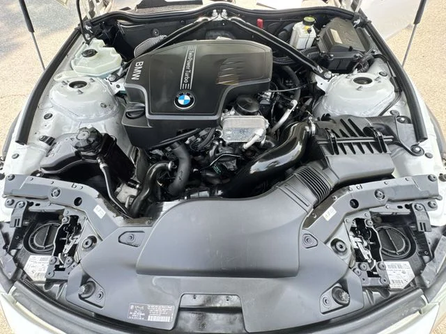Used 2013 White BMW sDrive28i image 25