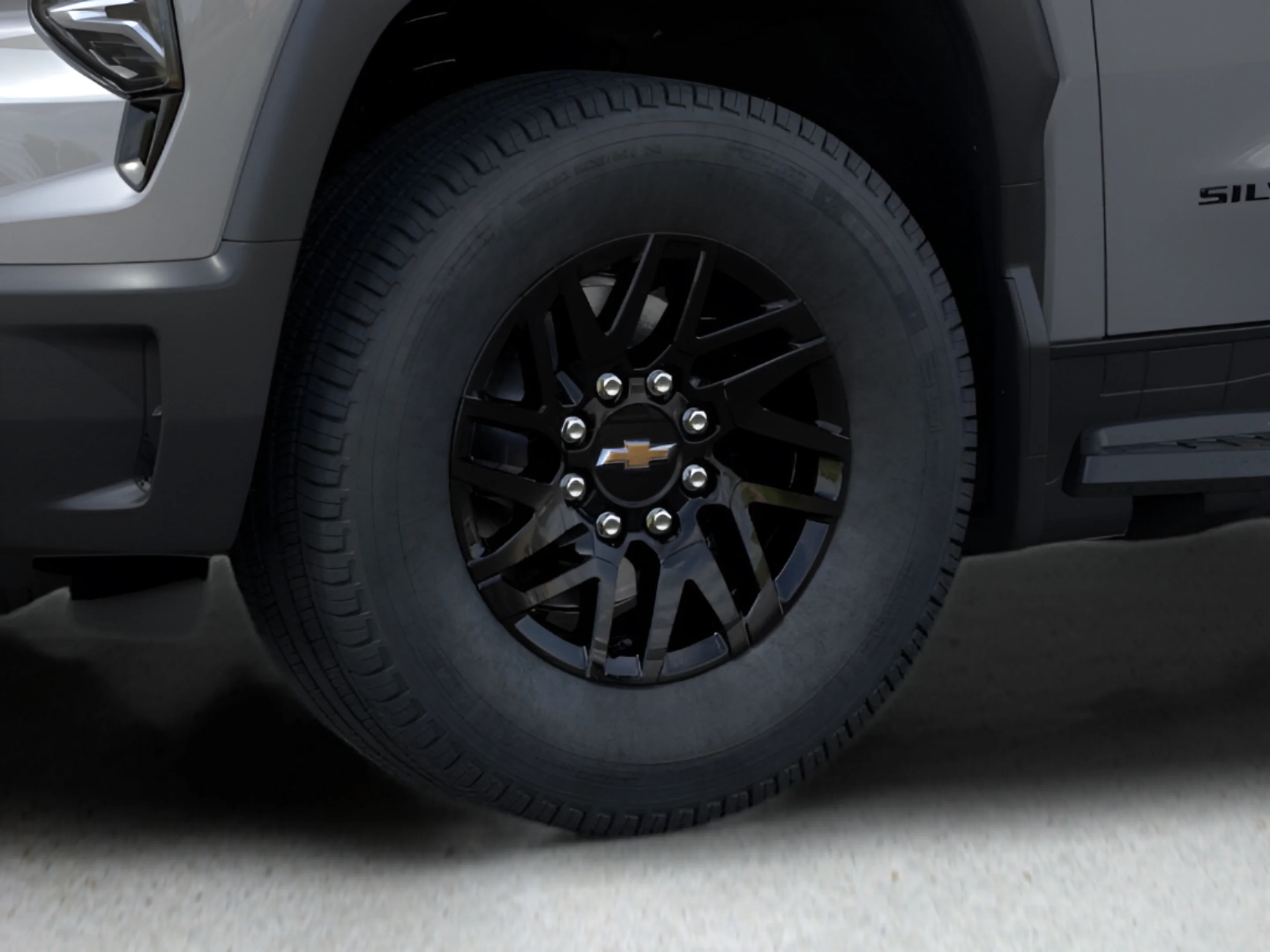 New 2026 Slate Gray Metallic Chevrolet LT - Standard Range image 30