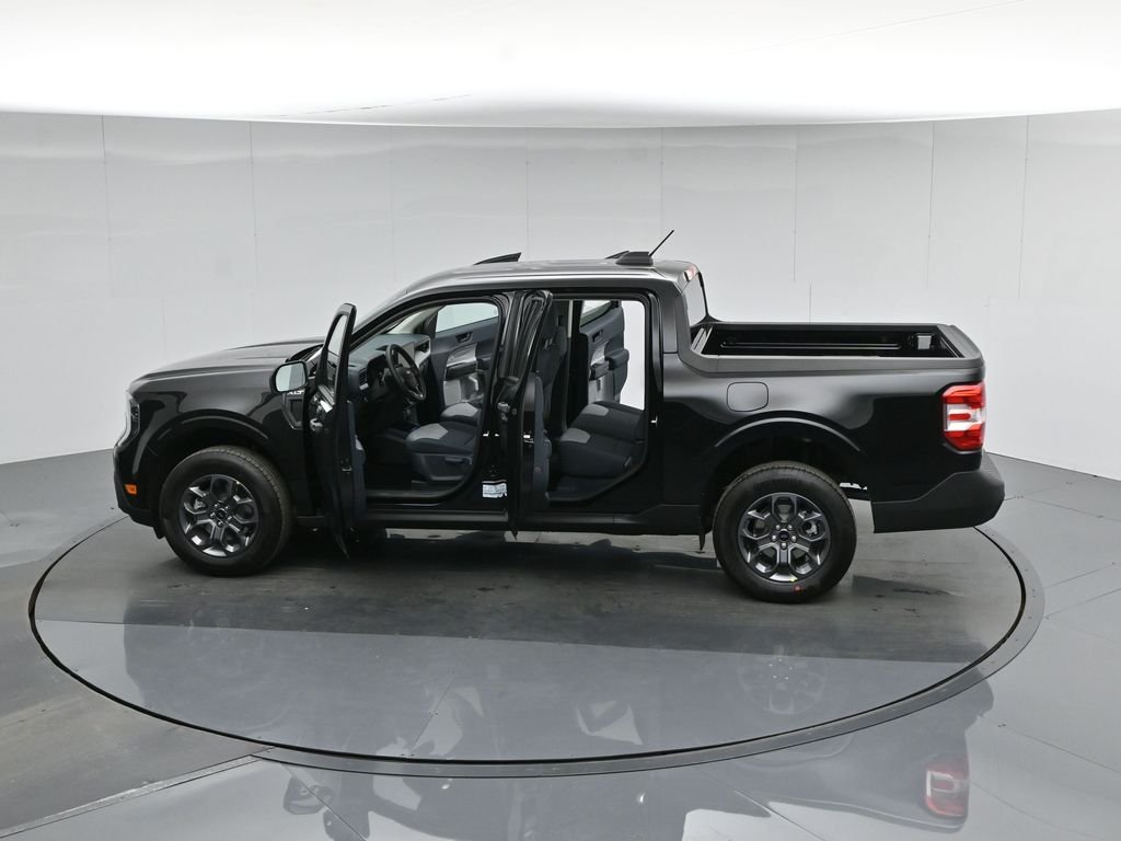 New 2026 Shadow Black Ford XLT image 51