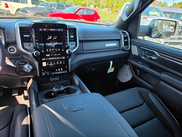 New 2027 Diamond Black Crystal Pearl-Coat Exterior Paint RAM Laramie image 12