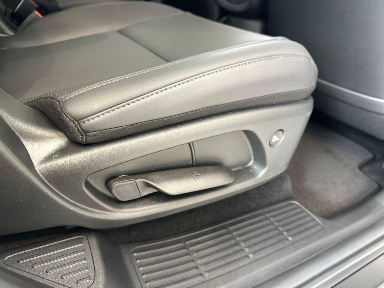 New 2026 White Hyundai XRT Pro image 114