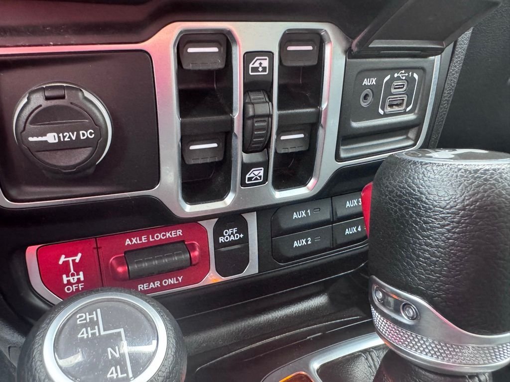 Used 2024 White Jeep Sport image 24