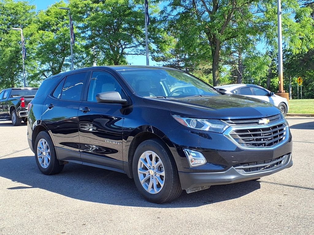 Used 2020 Blue Chevrolet LS image 3