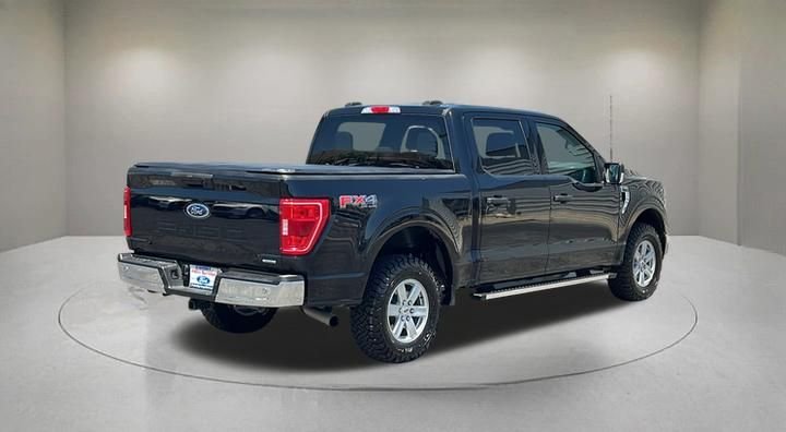 Used 2023 Black Ford XLT image 4