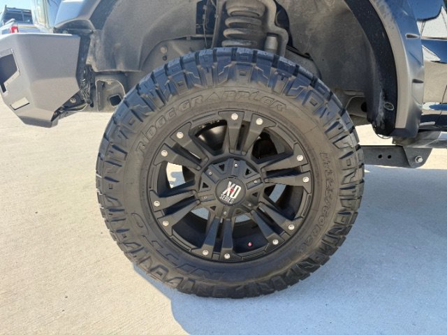Used 2017 Black Ford Platinum image 10