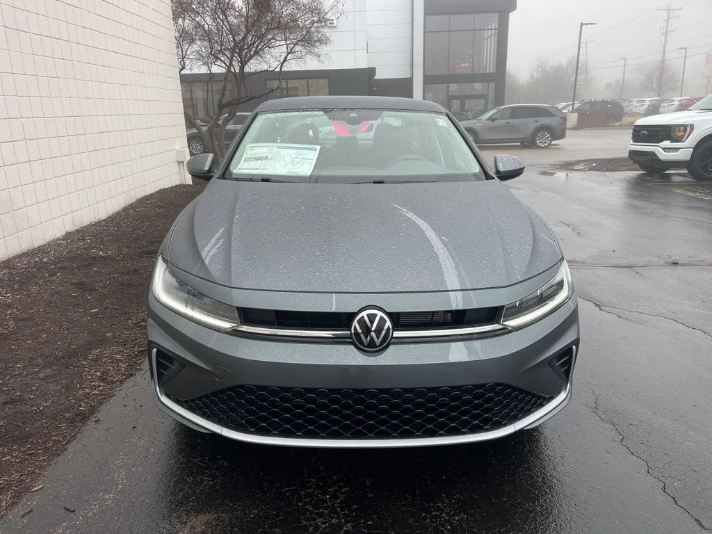 New 2026 Platinum Gray Metallic Volkswagen 1.5T S image 5
