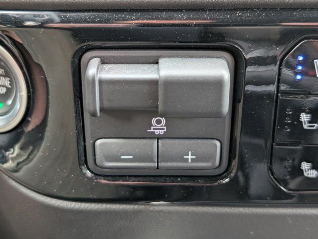 Used 2024 Red Chevrolet ZR2 image 20