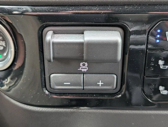 2024 Chevrolet Silverado 1500 ZR2 - Photo 20