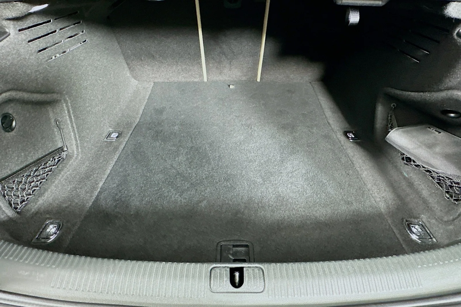 Used 2019 Manhattan Gray Metallic Audi Titanium Premium image 22