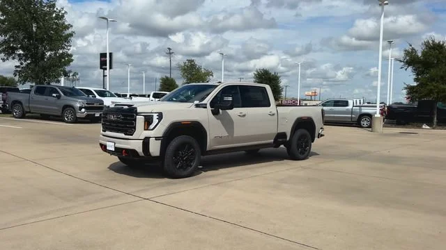 2026 GMC Sierra 2500HD AT4 - Photo 4