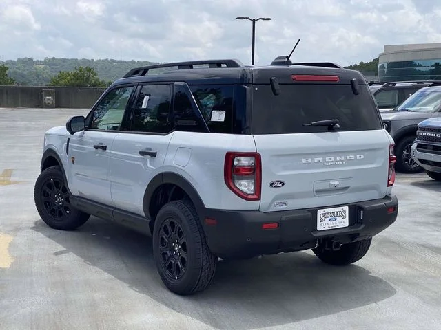 New 2026 White Ford Badlands image 4