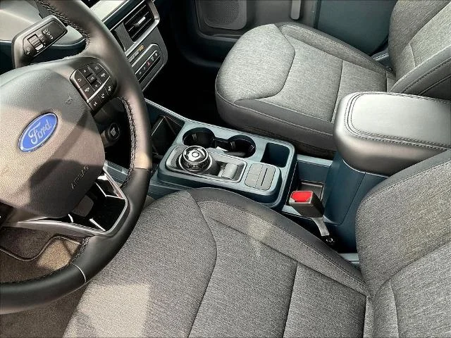 New 2025 Space White Metallic Ford XLT image 26