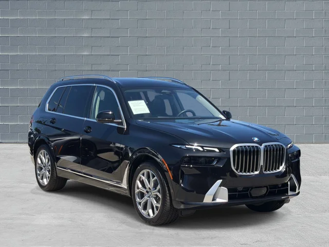2026 BMW X7 xDrive40i Sports Activity Vehicle
