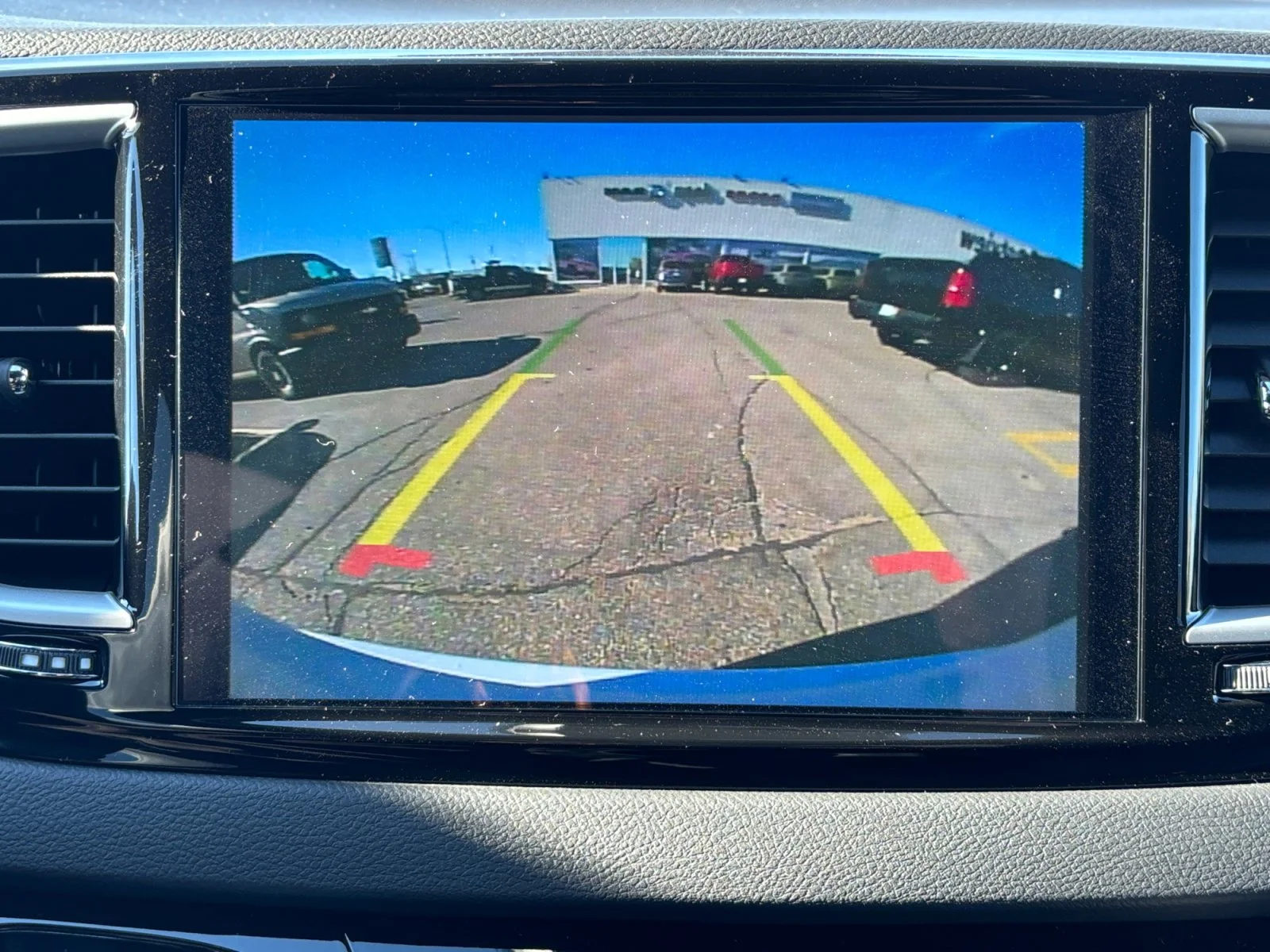 New 2027 BRIGHT WHITE Chrysler SXT image 21