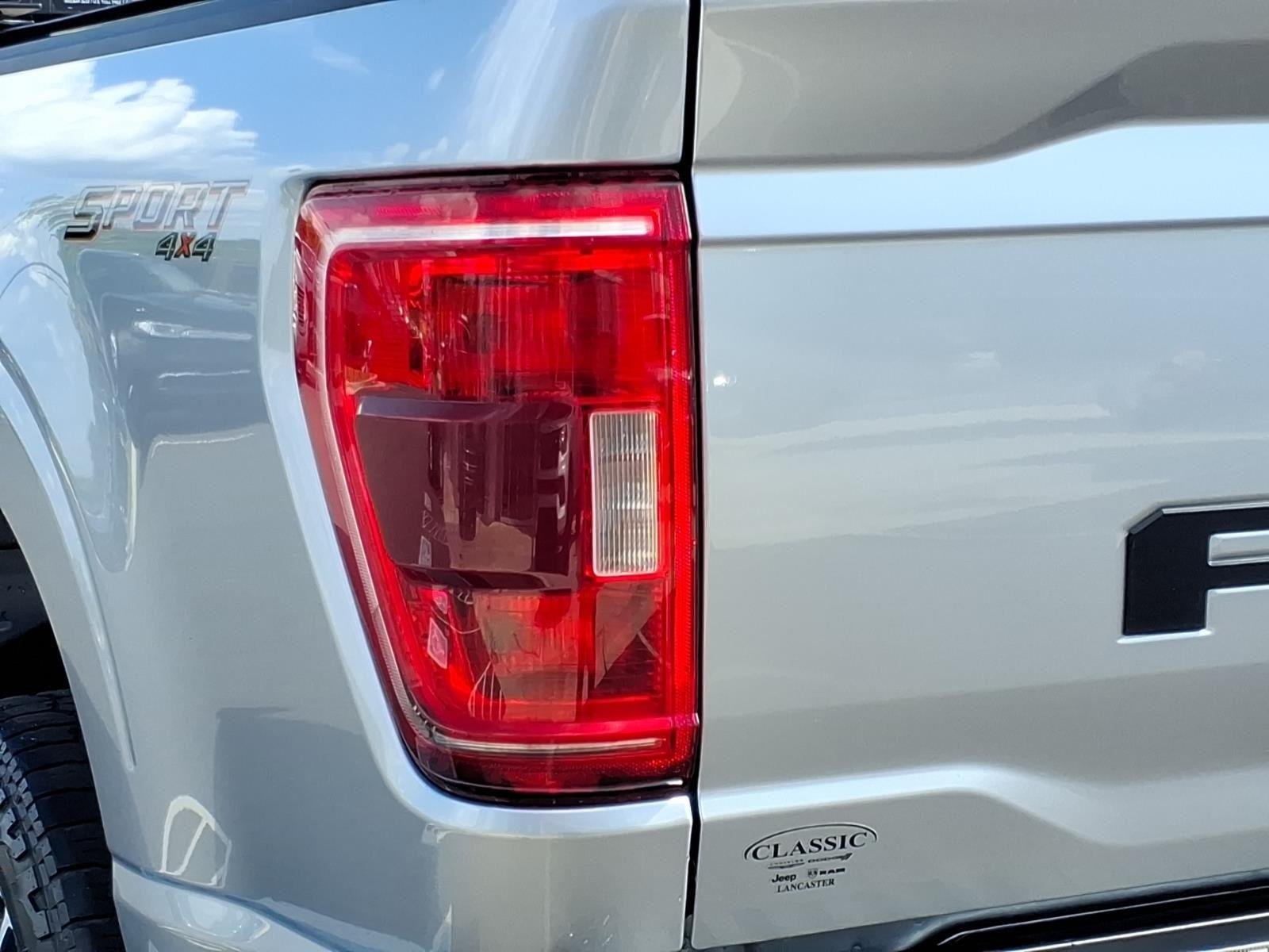 Used 2021 Iconic Silver Metallic Ford XLT image 17