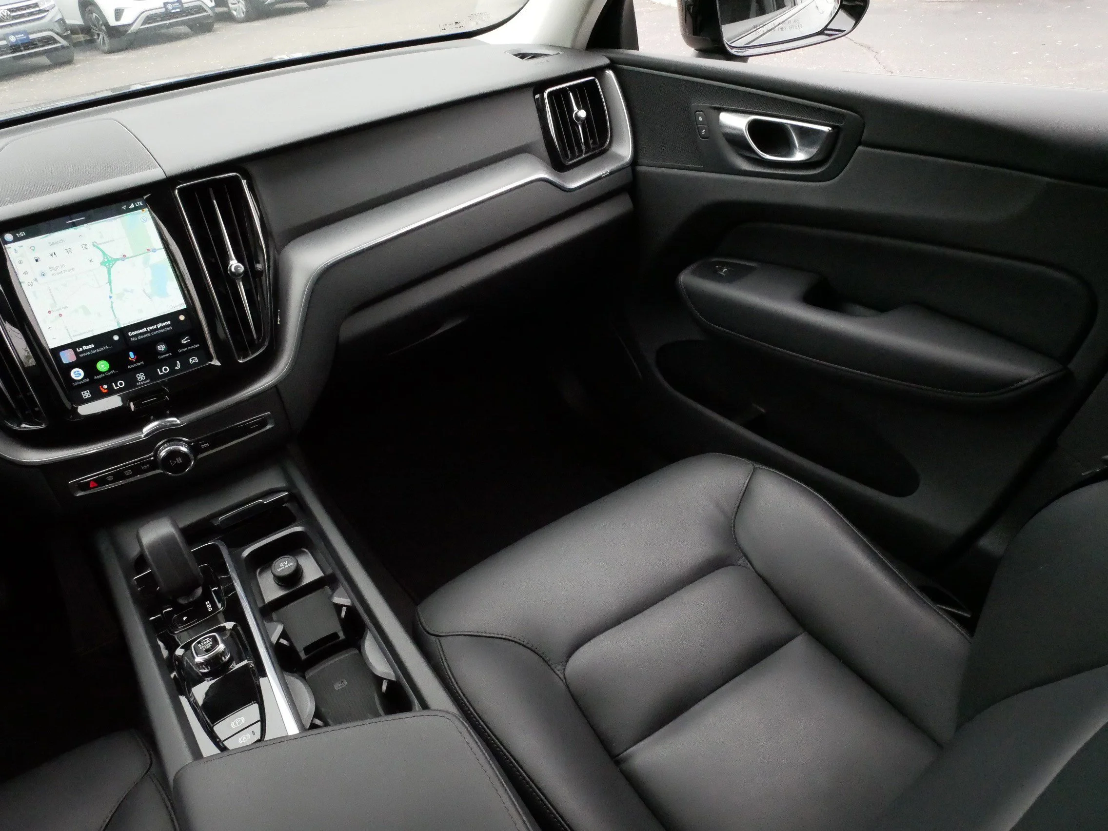Used 2025 Denim Blue Metallic Volvo Core image 11