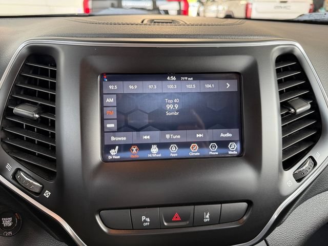 Used 2021 Hydro Blue Jeep Altitude image 26