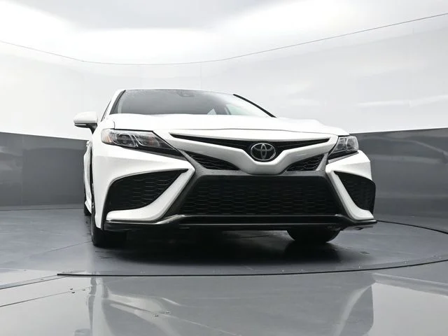 Used 2024 White Toyota SE image 31