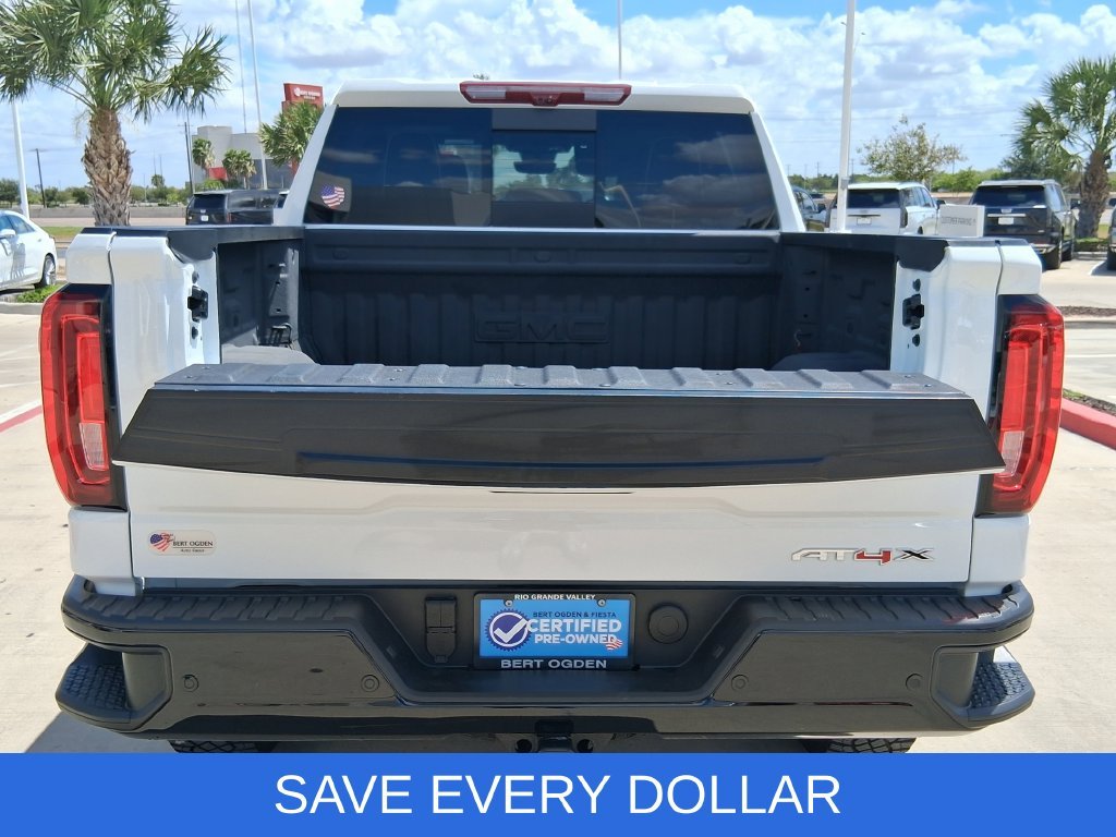 Used 2025 White GMC AT4X image 7