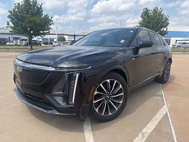 2024 Cadillac LYRIQ Sport