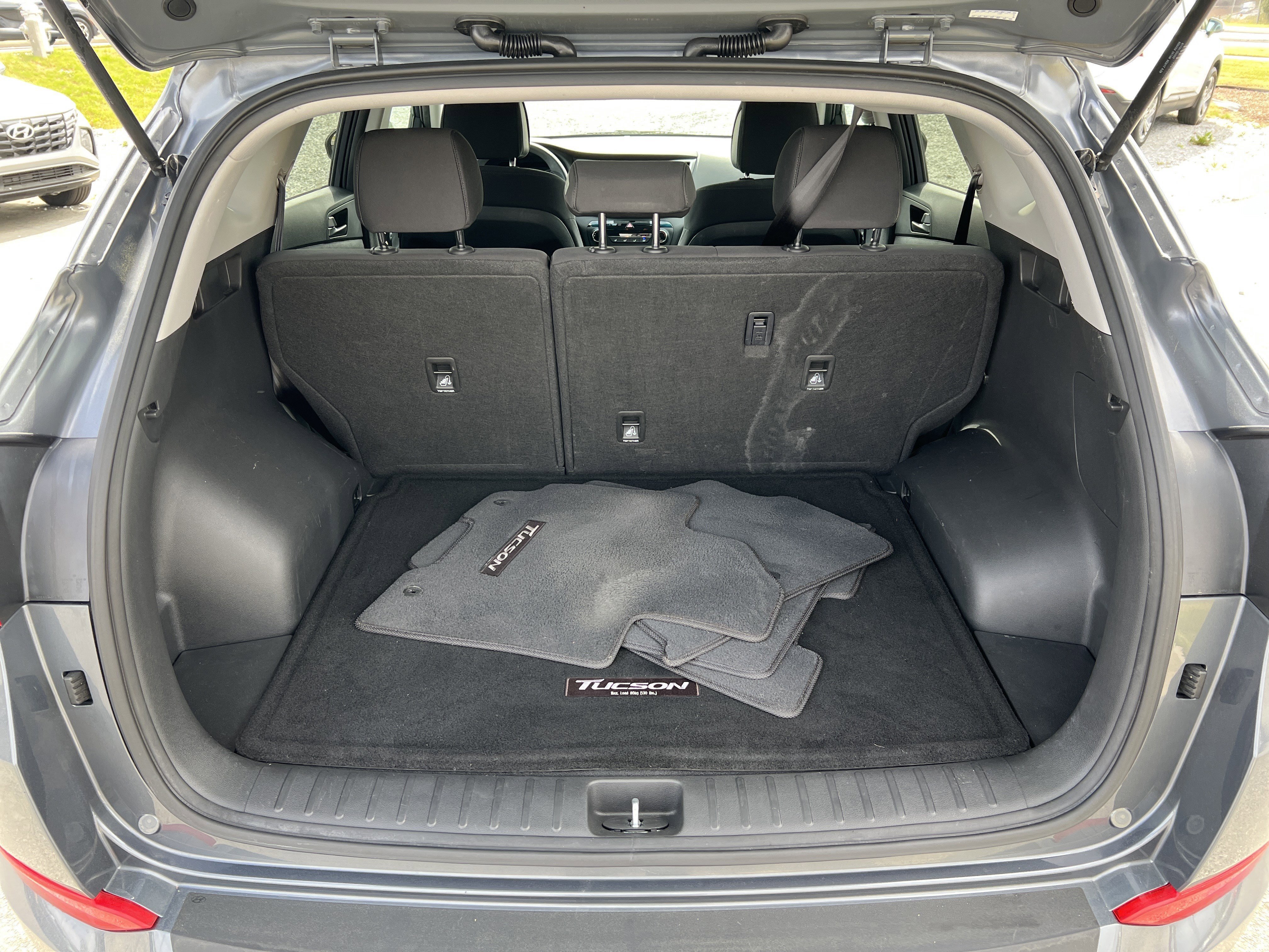 Used 2017 Coliseum Gray Hyundai  image 19