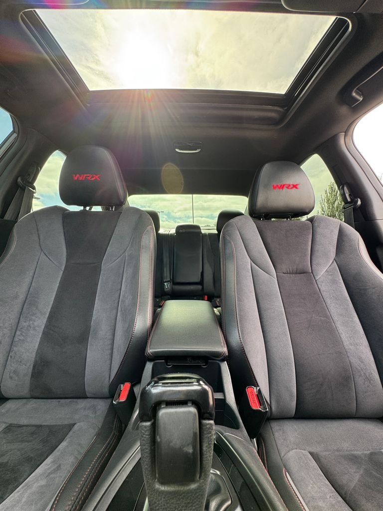 Used 2022 Magnetite Gray Metallic Subaru Limited image 17