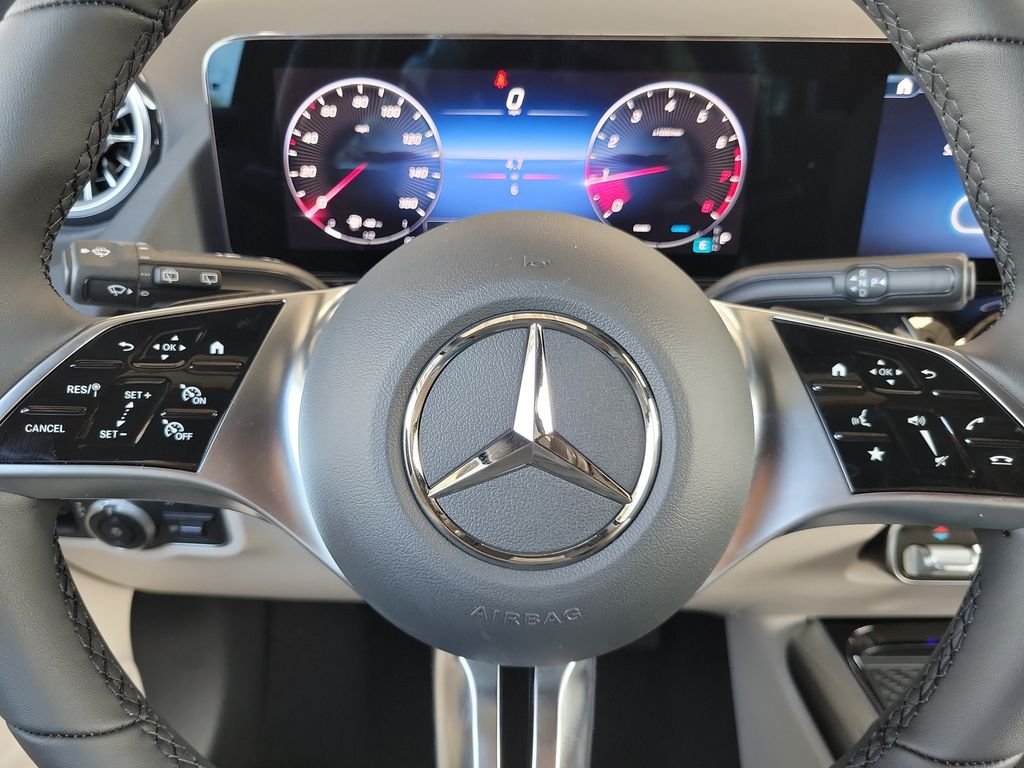 New 2026 Night Black Mercedes-Benz GLA 250 image 23